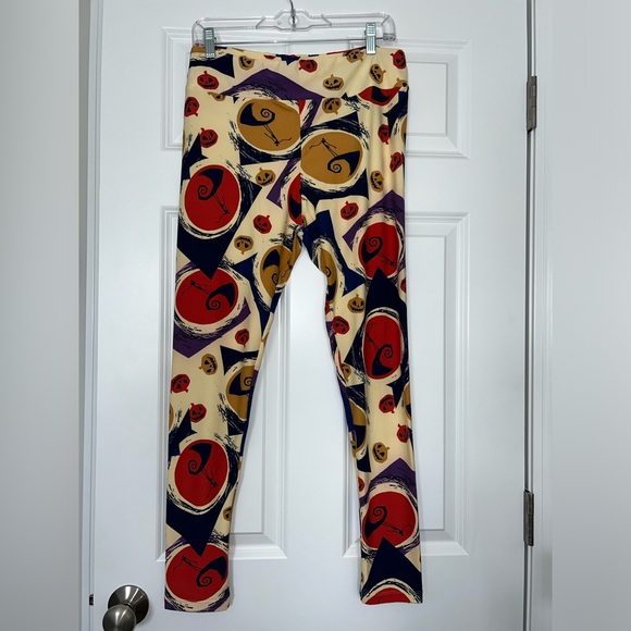 LuLaRoe Pants - LuLaRoe butter soft leggings Disney Nightmare Before Christmas size T&C XL XXL